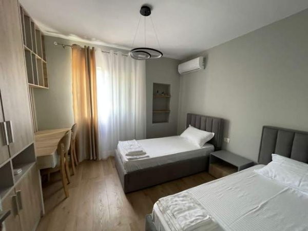 Tirane, shitet apartament 2+1 Kati 3, 85 m² 13.500 Euro (Brryli)