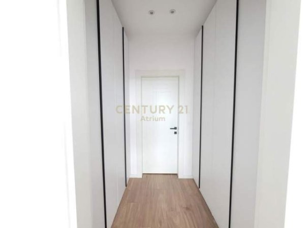 Tirane, jepet me qera apartament 2+1+BLK Kati 15, 110 m² 1.200 Euro