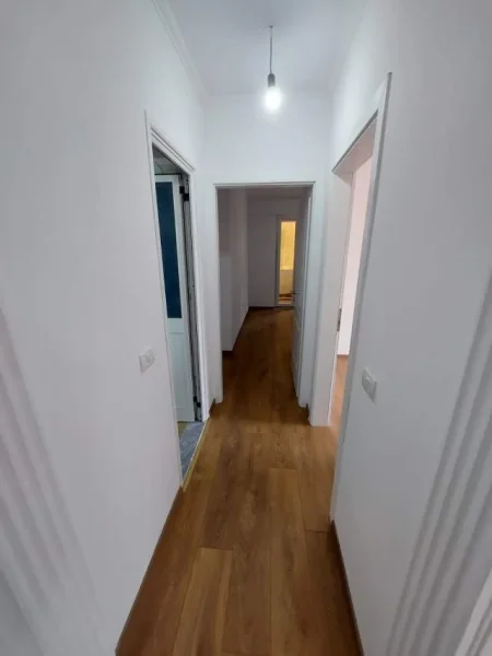 Tirane, shitet apartament 2+1+BLK Kati 6, 85 m² 125.000 Euro (fusha e Aviacionit)