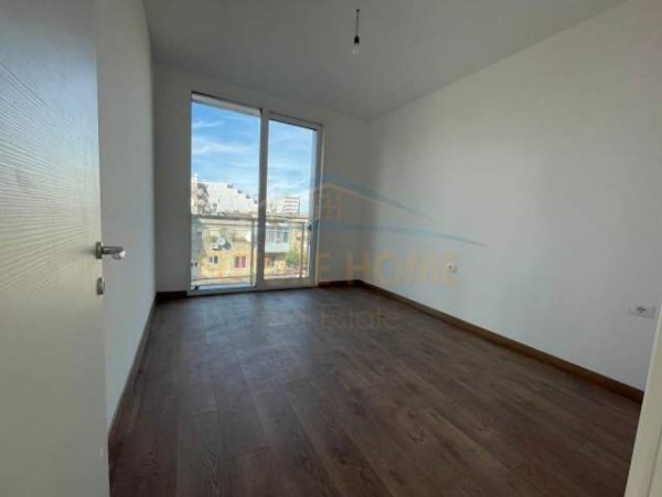 Tirane, shitet apartament 2+1+BLK Kati 3, 86 m² 152.000 Euro (Medrese)