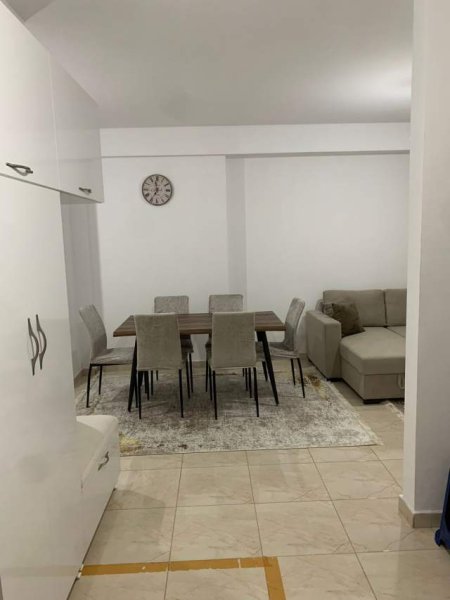 Tirane, jepet me qera apartament 2+1+BLK Kati 7, 88 m² 45.000 Leke (ASTIR)