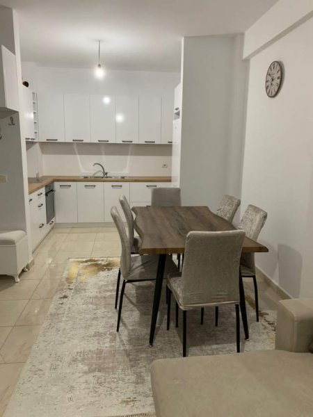 Tirane, jepet me qera apartament 2+1+BLK Kati 7, 88 m² 45.000 Leke (ASTIR)