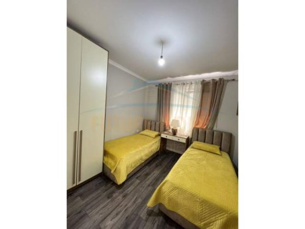 Tirane, shitet apartament 2+1+BLK Kati 3, 109 m² 175.000  (Kompleksi Sima com)