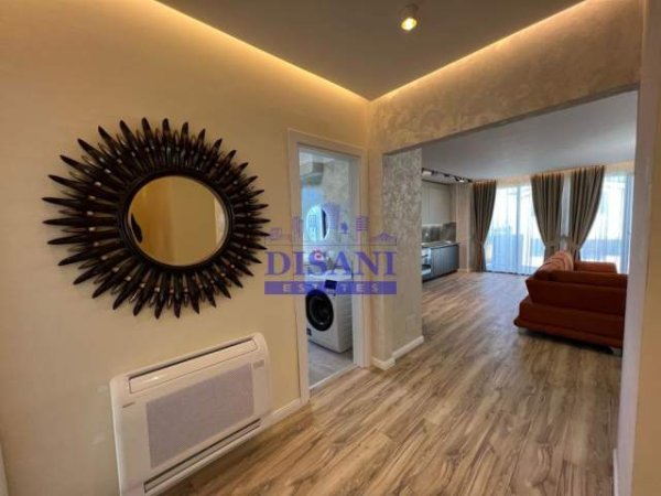 Tirane, jepet me qera apartament Kati 2, 900 Euro (Liqeni Artificial)