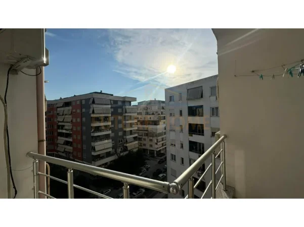 Tirane, shitet apartament 1+1 Kati 6, 69 m² 107.000 € (Unaza E Re)