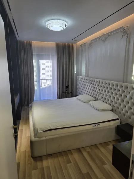 Tirane, jepet me qera apartament 2+1 Kati 7, 117 m² 1.100 € (ISH FUSHA E AVIACIONIT)