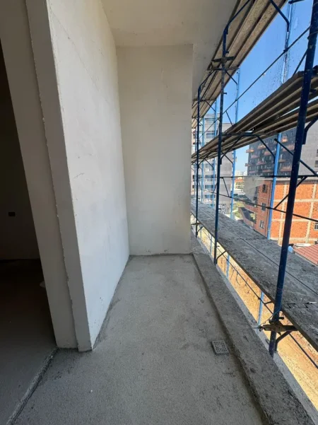 Tirane, shitet apartament 2+1+Aneks+Ballkon Kati 3, 111 m² 166.185 € (Fusha Aviacionit)