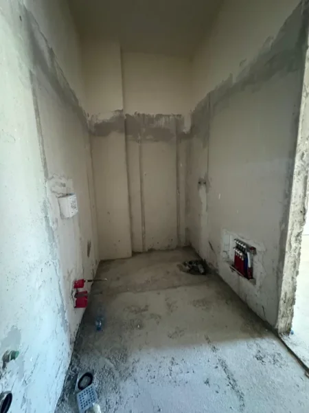 Tirane, shitet apartament 2+1+Aneks+Ballkon Kati 3, 111 m² 166.185 € (Fusha Aviacionit)