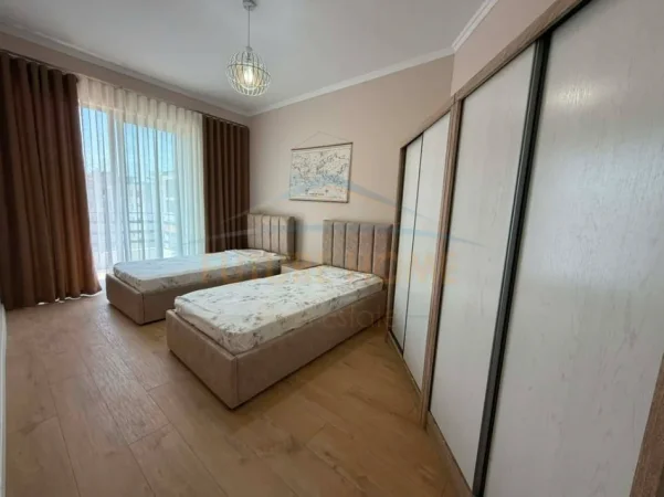 Tirane, shitet apartament 2+1 Kati 7, 101 m² 162.000 € (Unaza E Re)