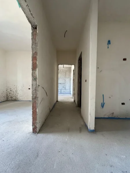 Tirane, shitet apartament 2+1+Aneks+Ballkon Kati 3, 108 m² 166.222 € (Fusha Aviacionit)