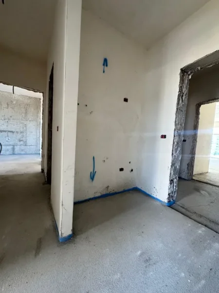 Tirane, shitet apartament 2+1+Aneks+Ballkon Kati 3, 108 m² 166.222 € (Fusha Aviacionit)