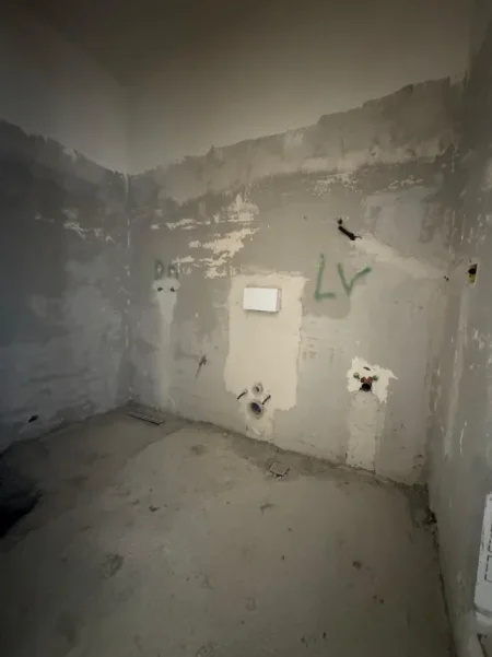 Tirane, shitet apartament 2+1+Aneks+Ballkon Kati 3, 108 m² 166.222 € (Fusha Aviacionit)