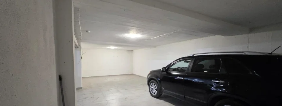 Tirane, shitet garazh | post parkimi Kati 1, 80 m² 140.000 € (Rruga e Bogdanëve)