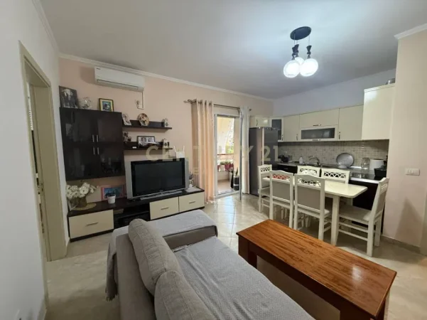 Tirane, shitet apartament 2+1 Kati 5, 91 m² 190.000 € (hipoteka)