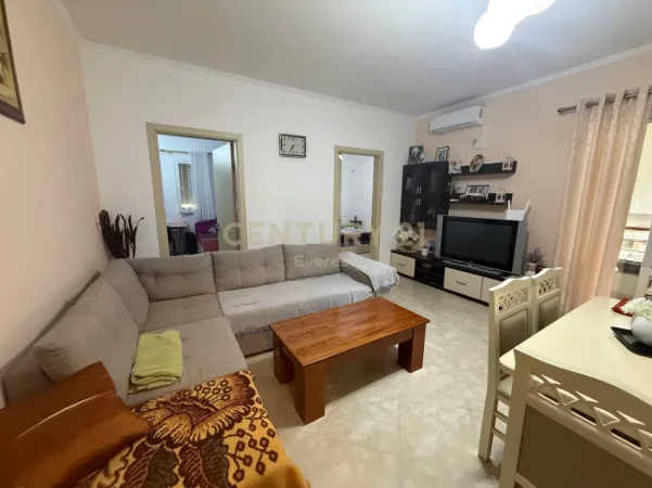 Tirane, shitet apartament 2+1 Kati 5, 91 m² 190.000 € (hipoteka)