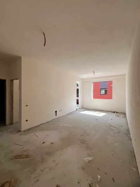 Tirane, shitet apartament 1+1 , 61 m² 65.560 € (Paskuqan)