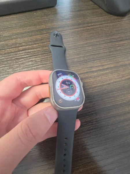 Tirane, shes Shitet Apple Watch Ultra V1 94% bateria 280 €