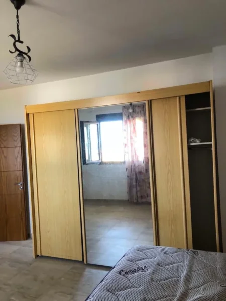 Tirane, jepet me qera apartament 2+1 Kati 3, 100 m² 400 € (Qyteti Studenti)