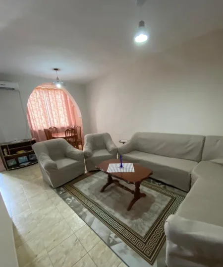Tirane, jepet me qera apartament 2+1 Kati 5, 95 m² 680 € (Rruga e Elbasanit)