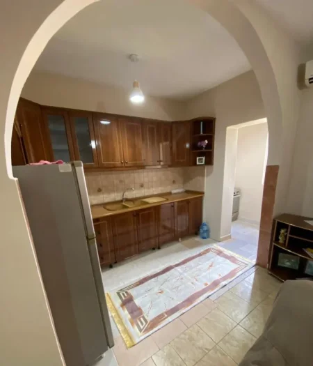 Tirane, jepet me qera apartament 2+1 Kati 5, 95 m² 680 € (Rruga e Elbasanit)