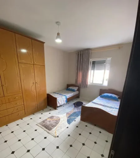 Tirane, jepet me qera apartament 2+1 Kati 5, 95 m² 680 € (Rruga e Elbasanit)