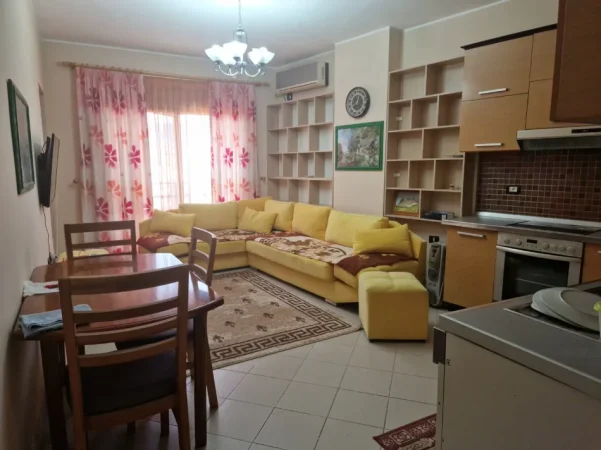 Shqiperi, jepet me qera apartament 2+1 Kati 7, (thoma koxhaj)