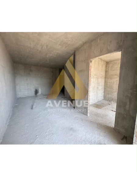Tirane, shitet apartament 1+1+Ballkon Kati 6, 64 m² 47.200 € (Bulevardi Nene Tereza) Kamez