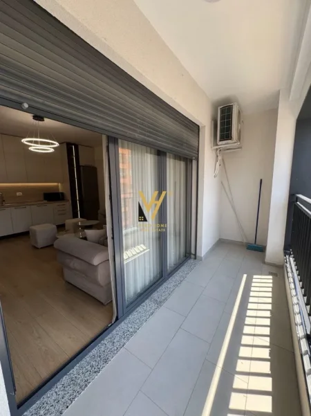 Tirane, jepet me qera apartament 1+1+Ballkon Kati 4, 60 m² 620 € (BULEVARDI I RI)