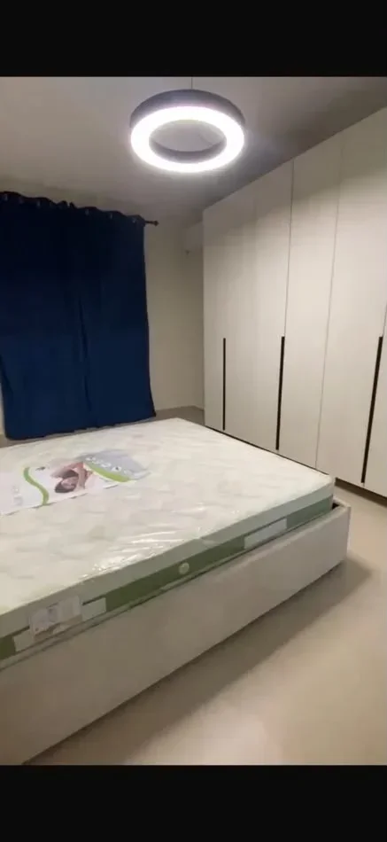 Tirane, jepet me qera apartament 2+1 Kati 3, 100 m² 700 € (KODRA E DIELLIT)