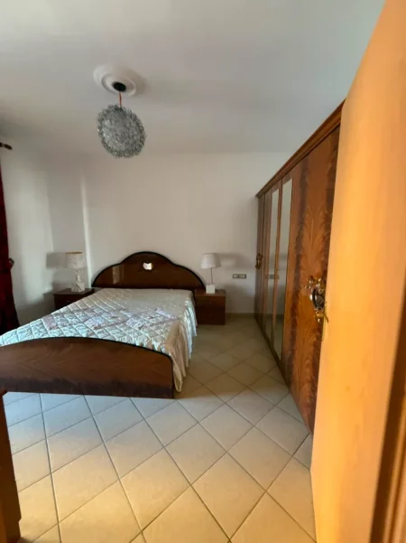 🏡 Jepet me Qera Apartament 2+1 ne Astir tek Rrethi i Wellit,  500 mije lekee
