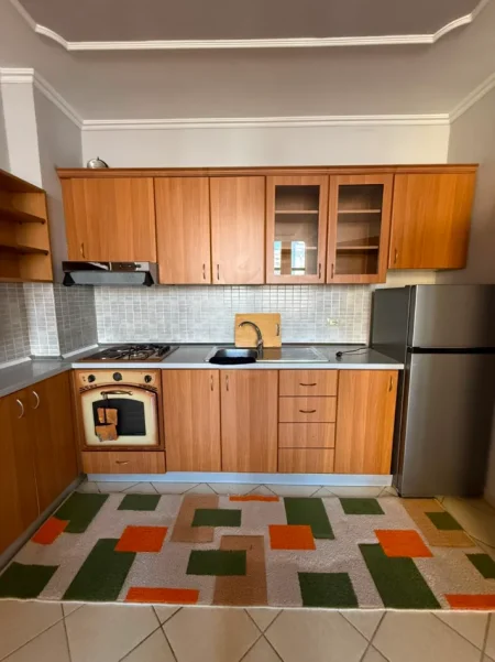 🏡 Jepet me Qera Apartament 2+1 ne Astir tek Rrethi i Wellit,  500 mije lekee