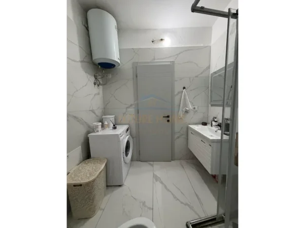 Tirane, shitet apartament 1+1 Kati 6, 65 m² 115.000 € (Astir)