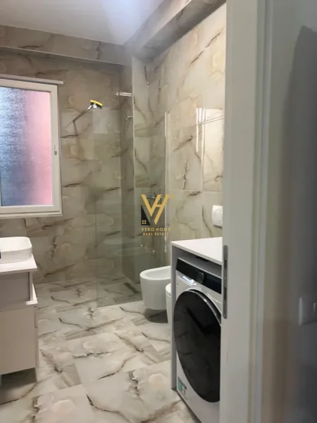 Tirane, shitet apartament 1+1+Ballkon Kati 2, 60 m² 110.000 € (PASKUQAN)