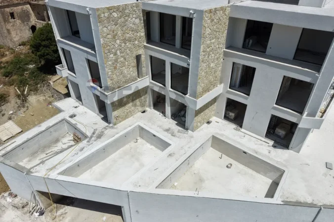 shitet apartament 2+1 , 117 m² 163.990 € (Radhime, Vlore)