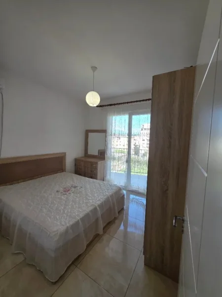 Tirane, jepet me qera apartament 2+1 Kati 3, 93 m² 450 € (Astir)