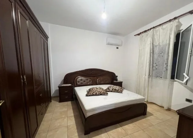 Tirane, jepet me qera apartament 2+1 Kati 1, 80 m² 400 € (Rruga Siri Kodra)