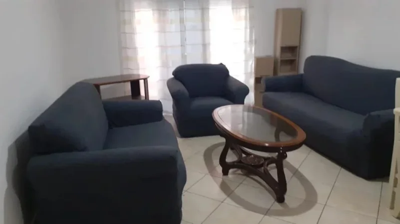 Tirane, jepet me qera apartament 1+1 Kati 2, 56 m² 350 € (Yzberisht)
