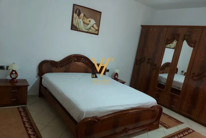 Tirane, jepet me qera apartament 2+1+Ballkon Kati 1, 100 m² 520 € (STACIONI I TRENIT)