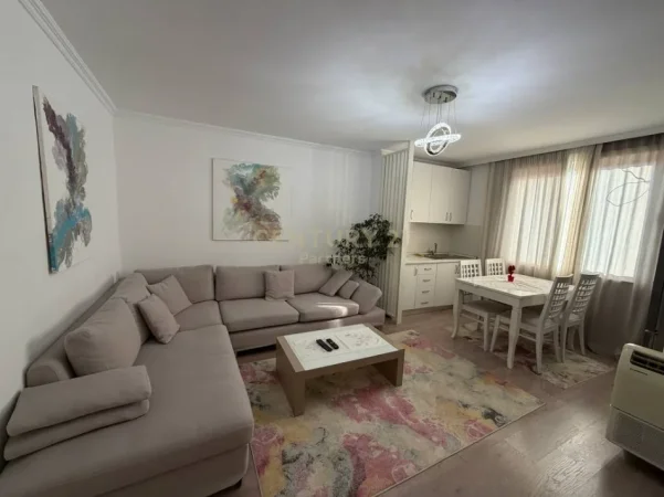 Tirane, shitet apartament 2+1 Kati 5, 87 m² 140.000 €