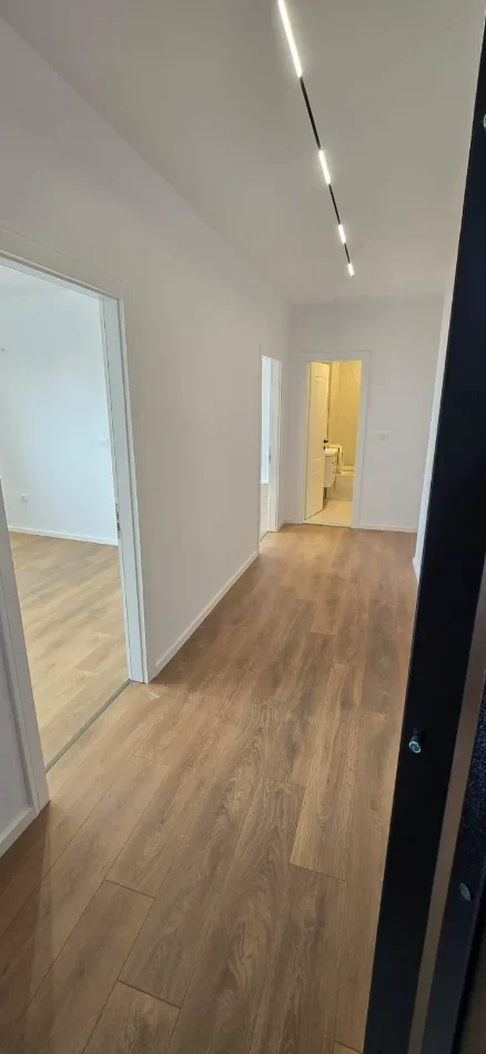 Tirane, shitet apartament 1+1 Kati 11, 65 m² 165.000 € (21 DHJETORI)