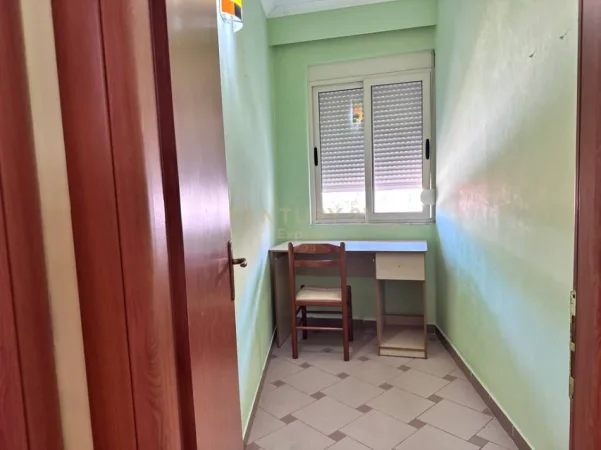Tirane, jepet me qera apartament 1+1 Kati 2, 64 m² 590 €