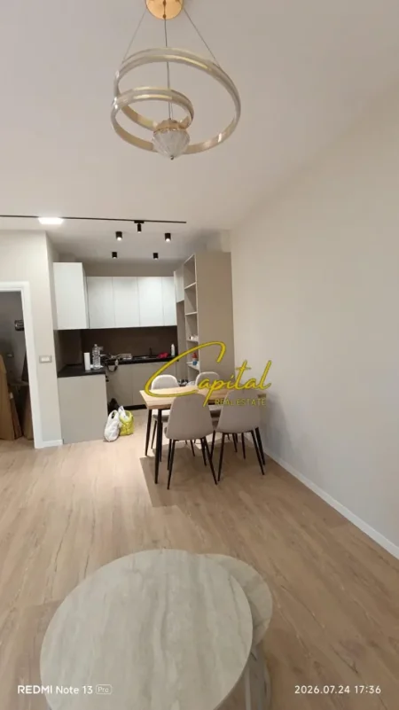 Tirane, jepet me qera apartament 1+1 Kati 6, 70 m² 800 € (RRUGA E KAVAJES)