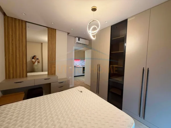Tirane, jepet me qera apartament 1+1 Kati 3, 65 m² 600 € (RRUGA DRITAN HOXHA , E-88)