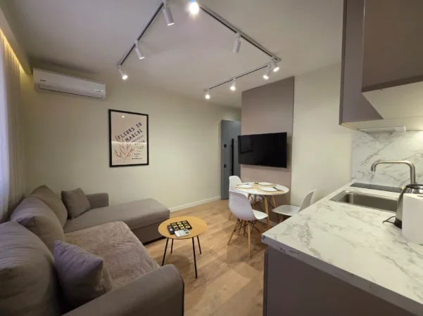 🏠SHITEN: Dy Apt. 1+1 & 1 Bllk  ( 📍21 Dhjetori / Diamond Dental ) ✨️ Investuar në detaje || 100% të reja - 65m² 🔥187.000€💶💶