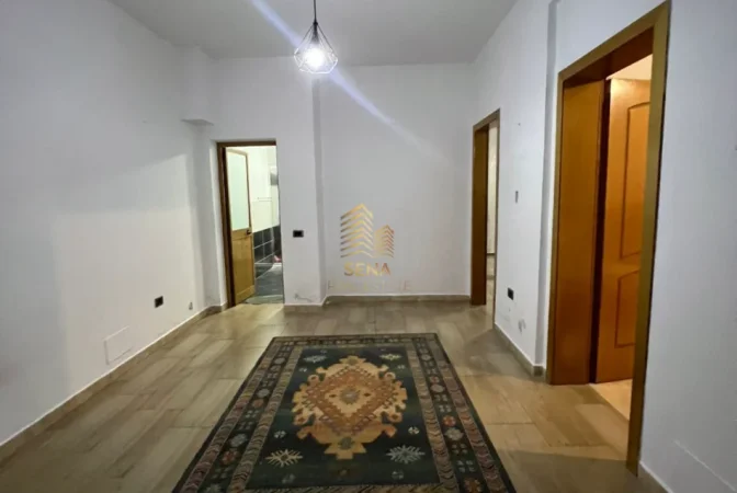 Tirane, jepet me qera apartament 1+1 Kati 1, 90 m² 400 € (Siri Kodra)