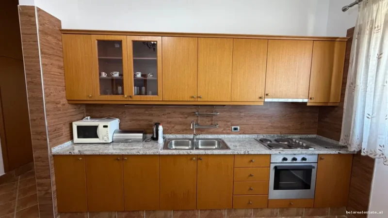 Jepet Me Qera Apartament 1+1 Tek Rruga E Kavajes (ID B210122) Tirane
