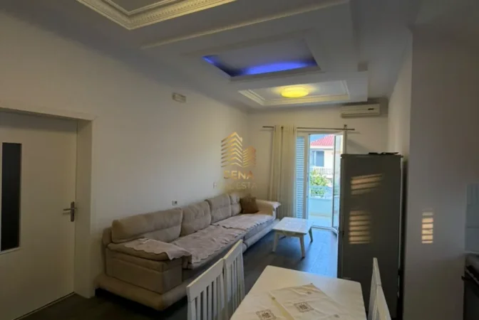 Tirane, jepet me qera apartament 2+1 Kati 1, 110 m² 500 € (Siri Kodra)