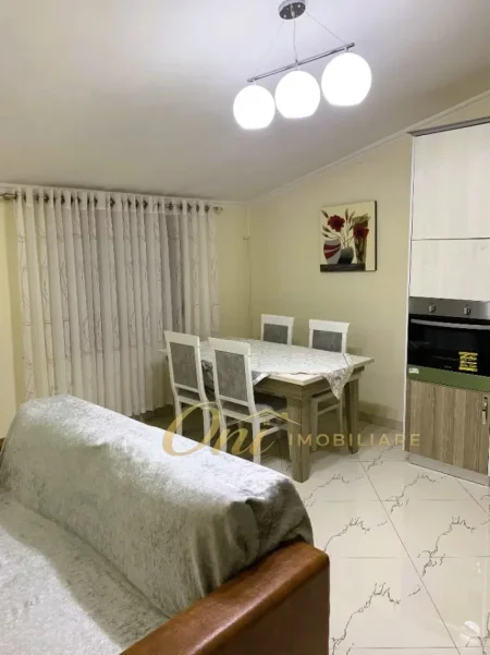 Tirane, jepet me qera apartament 2+1 Kati 3, 130 m² 600 € (SIRI KODRA)