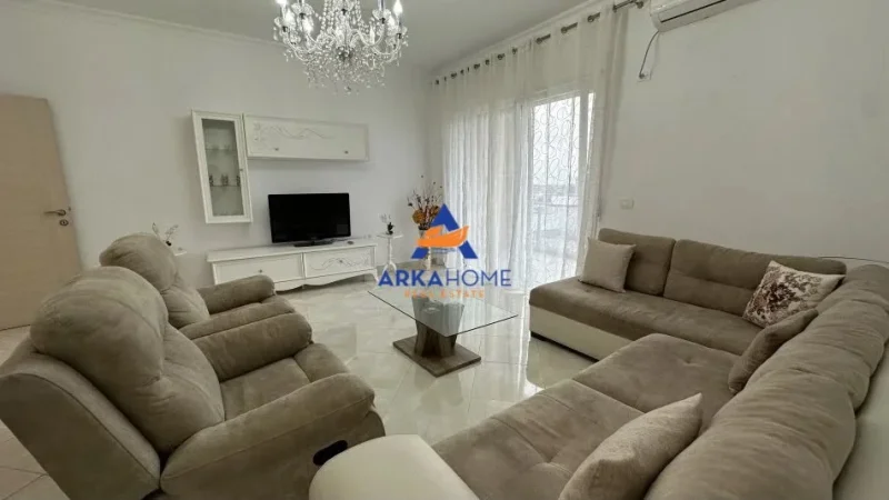 Tirane, shitet apartament+verande | Penthouse 3+1 Kati 4, 220 m² 185.500 € 