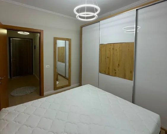 Tirane, shitet apartament 1+1 Kati 2, 60 m² 160.000 € (Perballe Spitalit Amerikan 3)